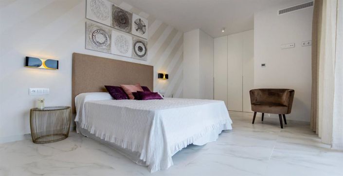 Image No.14-3 Bed Villa for sale