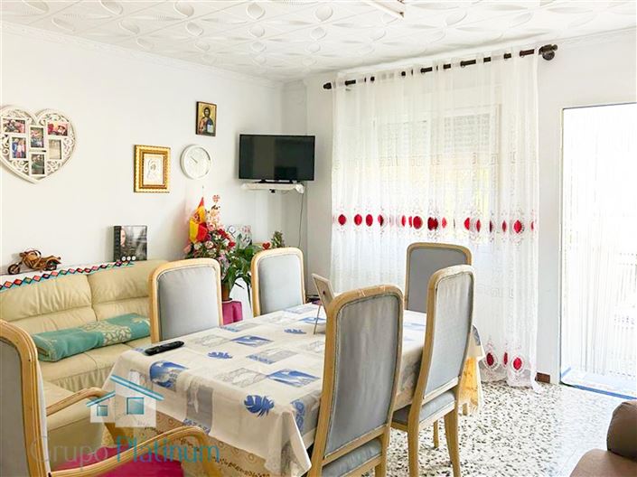 Image No.3-4 Bed Villa for sale