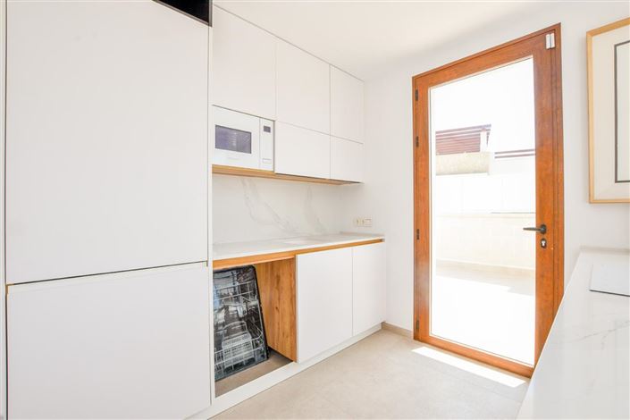 Image No.14-3 Bed Villa for sale