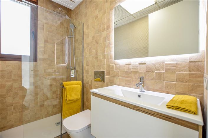 Image No.26-3 Bed Villa for sale