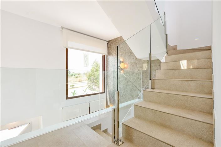 Image No.27-3 Bed Villa for sale