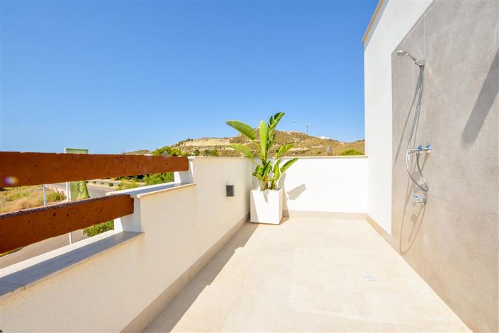 Image No.29-3 Bed Villa for sale