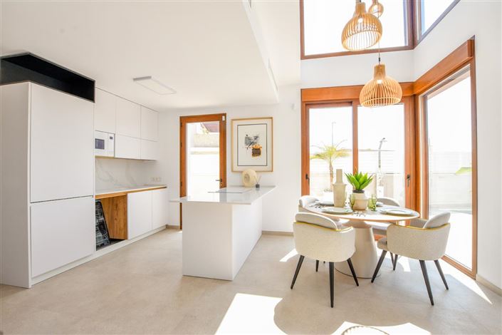 Image No.4-3 Bed Villa for sale