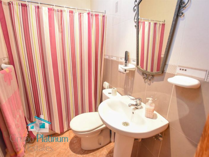 Image No.13-3 Bed Villa for sale