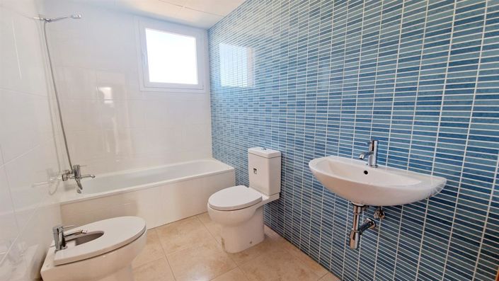 Image No.37-4 Bed Villa for sale