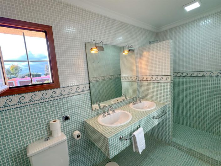 Image No.8-3 Bed Villa for sale