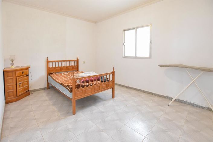 Image No.10-3 Bed Villa for sale