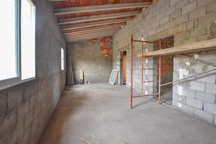 Image No.19-3 Bed Villa for sale