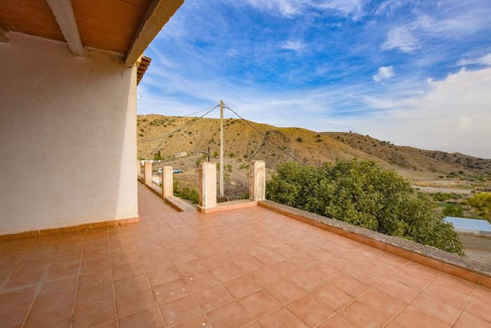 Image No.2-3 Bed Villa for sale