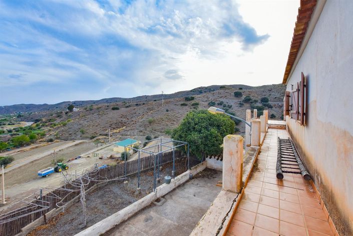 Image No.28-3 Bed Villa for sale