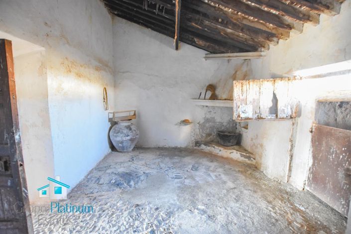 Image No.7-4 Bed Villa for sale