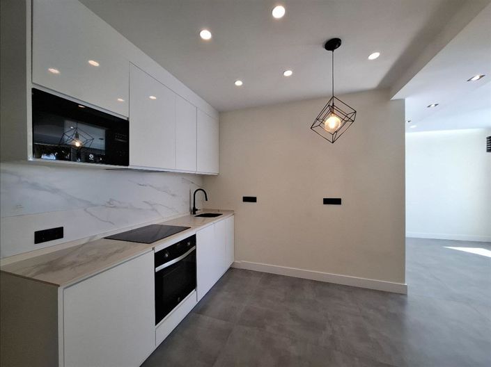 Image No.3-2 Bed Apartment for sale