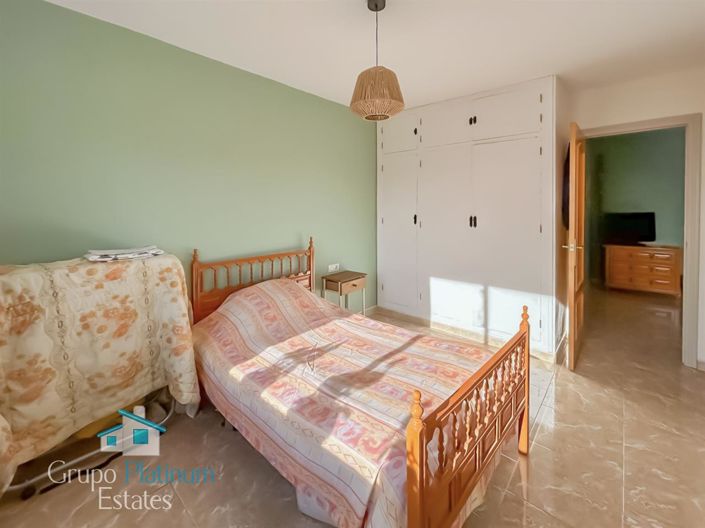 Image No.14-2 Bed Villa for sale