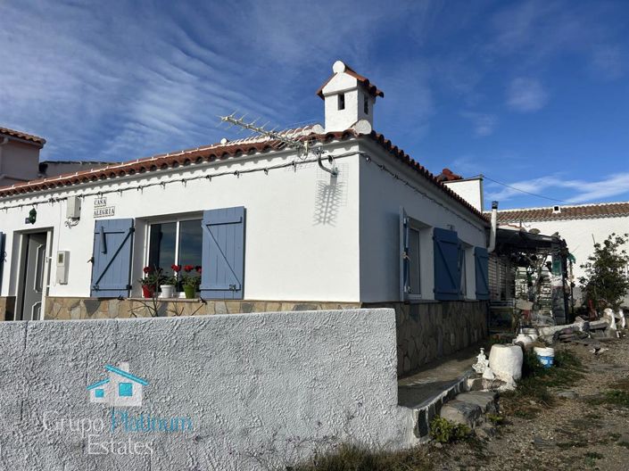 Image No.3-2 Bed Villa for sale