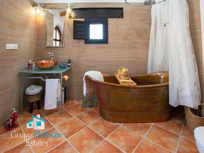 Image No.19-Villa de 4 chambres à vendre à Almeria