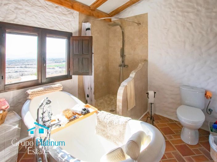 Image No.23-Villa de 4 chambres à vendre à Almeria