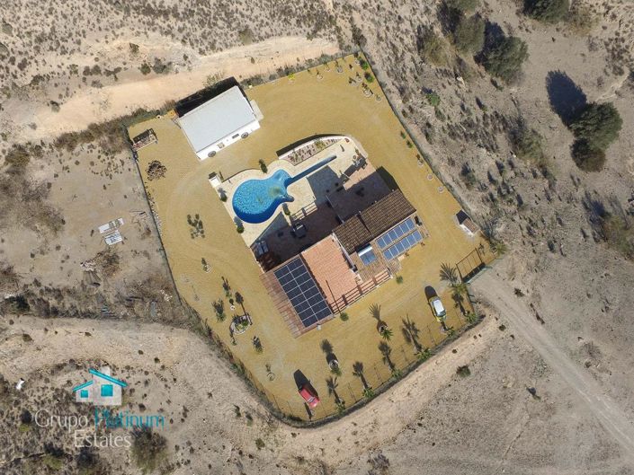 Image No.27-Villa de 4 chambres à vendre à Almeria