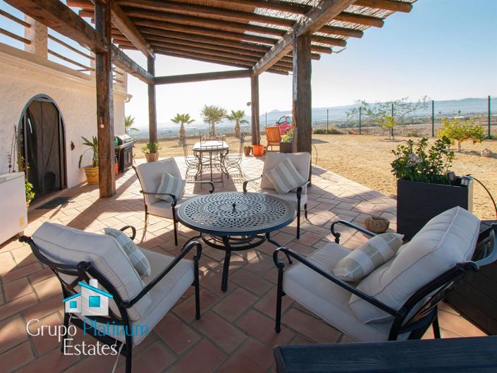 Image No.7-Villa de 4 chambres à vendre à Almeria