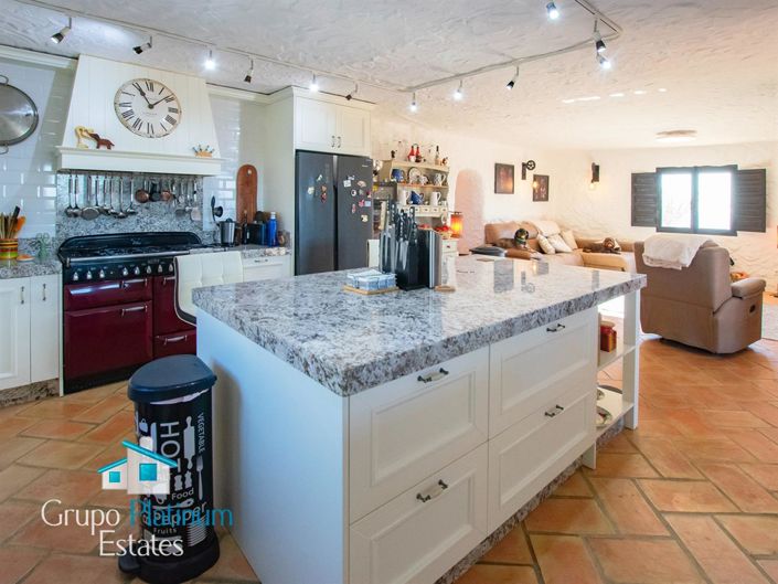 Image No.9-Villa de 4 chambres à vendre à Almeria