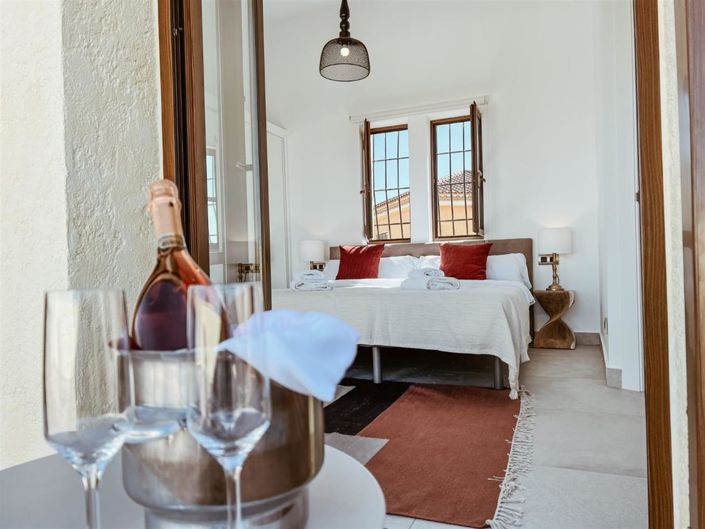 Image No.10-3 Bed Villa for sale