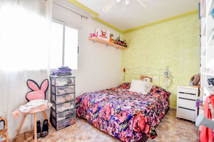 Image No.11-3 Bed Apartment for sale