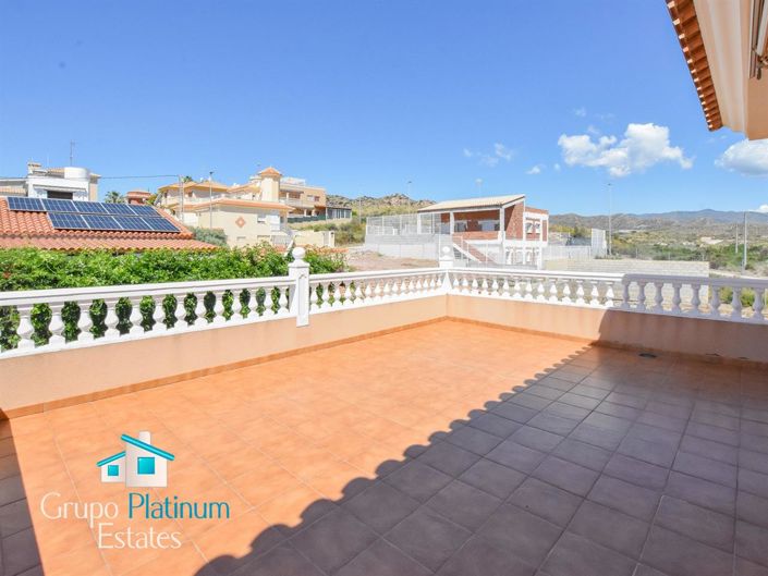 Image No.13-Villa de 4 chambres à vendre à Calabardina