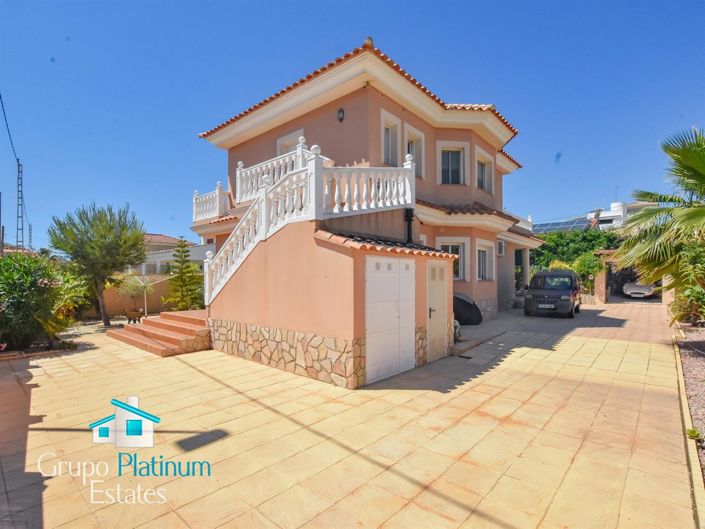 Image No.26-Villa de 4 chambres à vendre à Calabardina