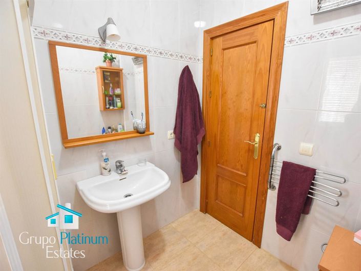 Image No.13-2 Bed Villa for sale