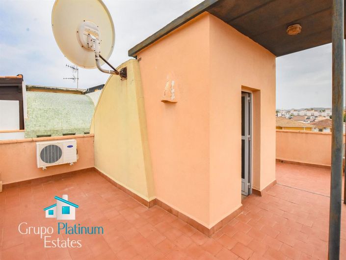 Image No.20-2 Bed Villa for sale