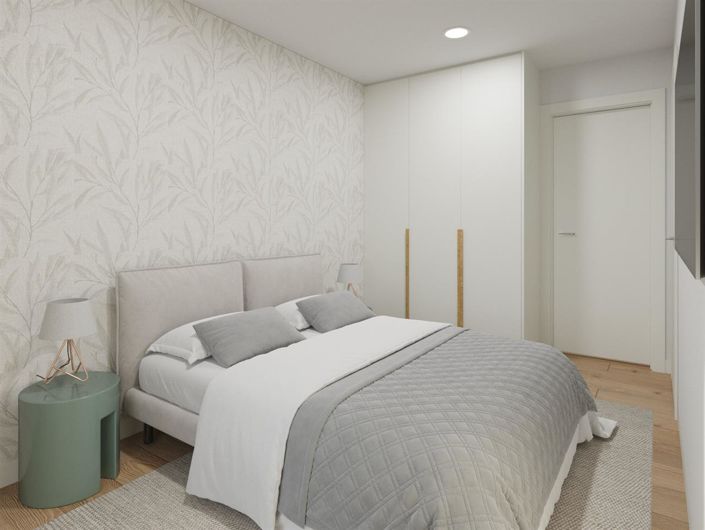 Image No.15-3 Bed Property for sale