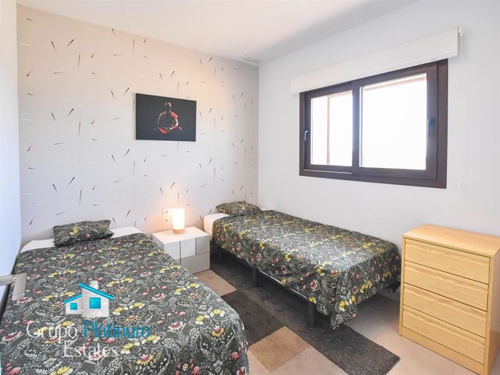 Image No.18-3 Bed Apartment for sale