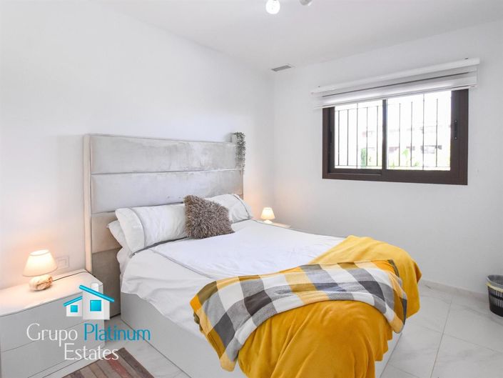 Image No.8-2 Bed Apartment for sale