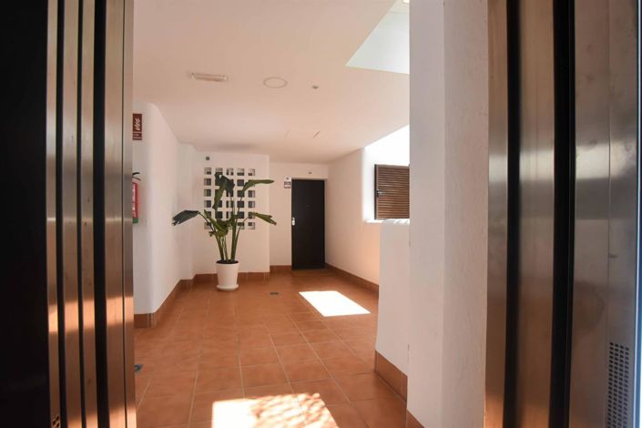 Image No.38-2 Bed Apartment for sale