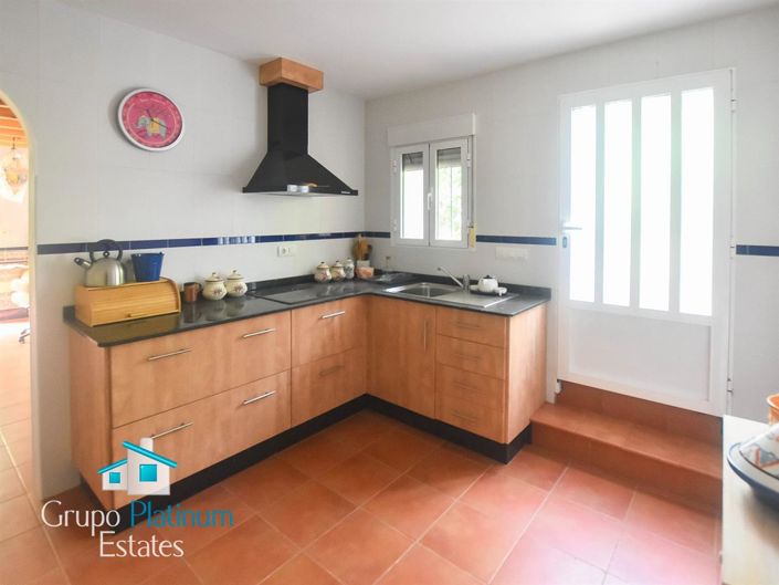 Image No.4-Propriété de 5 chambres à vendre à Lubrín