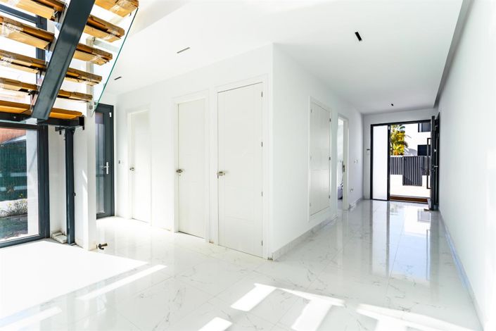 Image No.22-4 Bed Villa for sale