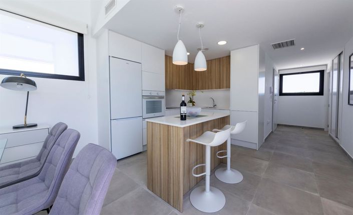 Image No.18-3 Bed Villa for sale