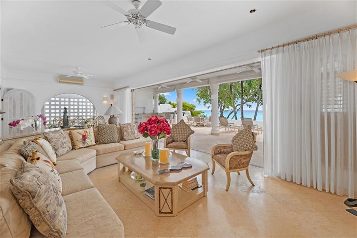 Image No.15-6 Bed Villa for sale