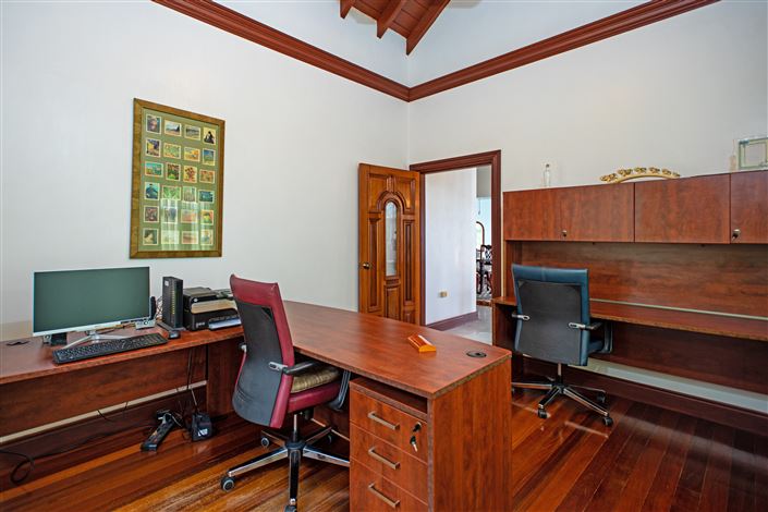 Image No.8-Villa de 4 chambres à vendre à St Michael