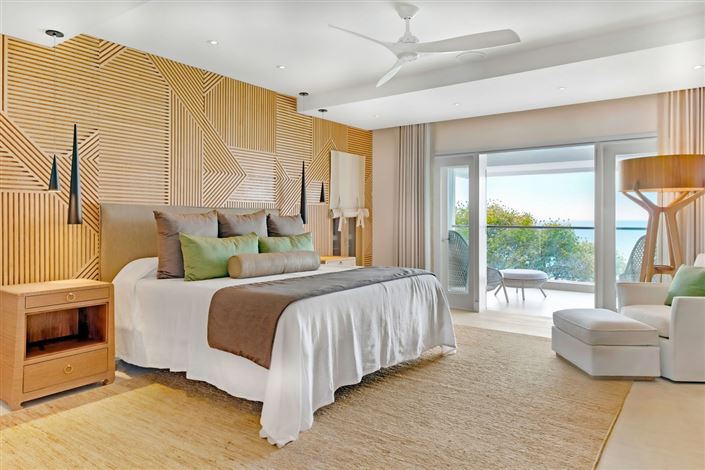 Image No.13-6 Bed Apartment for sale