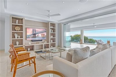 portico5and6apartmentfamilyroom