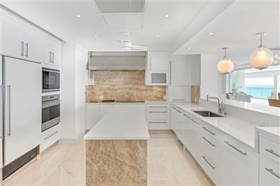 portico5and6functionalkitchen