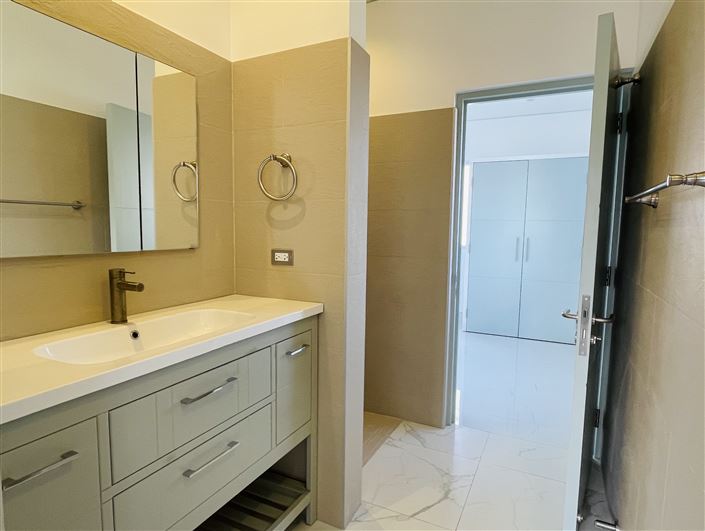 Image No.7-Villa de 4 chambres à vendre à St James