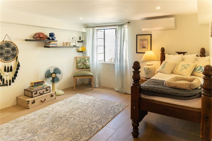 Image No.15-6 Bed Villa for sale