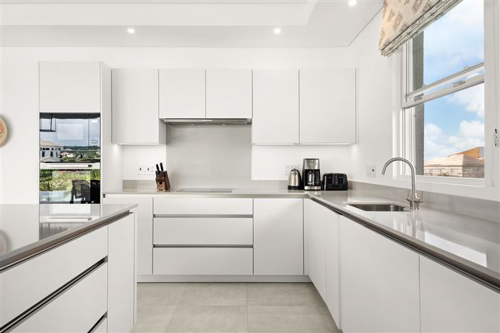 Image No.8-4 Bed Villa for sale