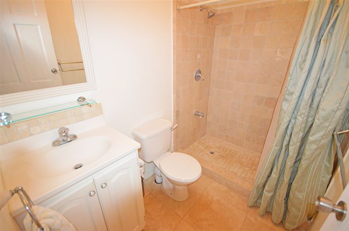 Image No.9-4 Bed Villa for sale