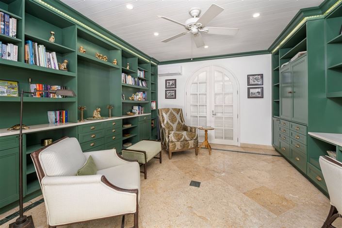 Image No.21-5 Bed Villa for sale