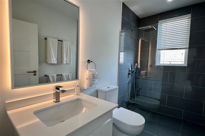 Image No.18-4 Bed Villa for sale