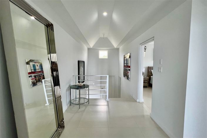 Image No.8-4 Bed Villa for sale