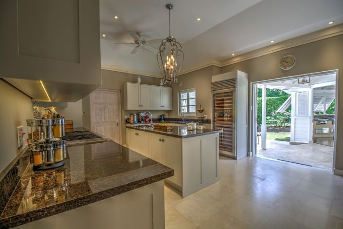 Image No.5-6 Bed Villa for sale