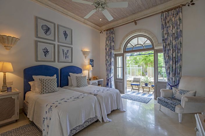 Image No.17-6 Bed Villa for sale